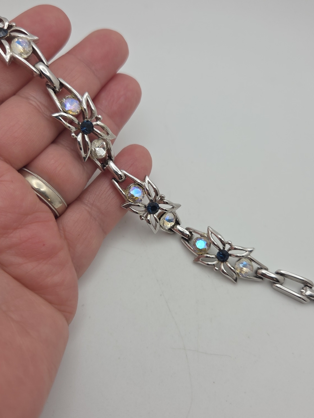 Vintage Mid-Century Bracelet Aurora Borealis & Sapphire Blue Rhinestone Link